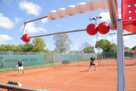 15/8: “Cafe Nede ved Vandet”/masser af tennis - RTK